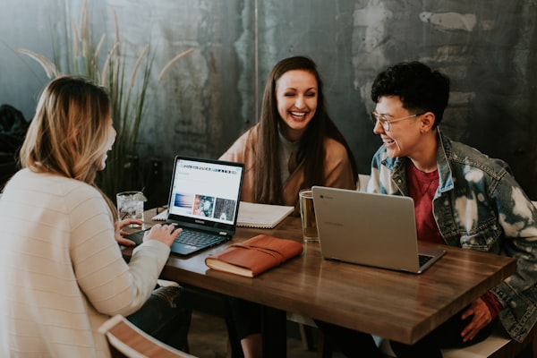 Content marketing team